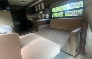 2018 Thor Class A Motor Coach - Pets Allowed