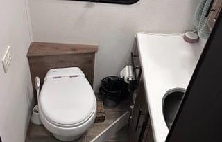 Entegra Accolade XT 35L - Adventure awaits