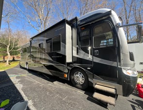 Fleetwood RV Revolution LE 40E