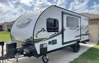 Wolf Pup Family Glamper Camper