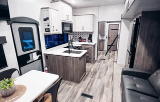 Between The Chaos !!