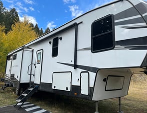 Dutchmen RV Astoria 3603LFP