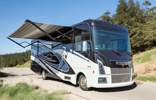 2023 Winnebago Vista 29V: Spacious & Luxurious