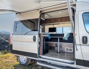 Hymer Carado Axion