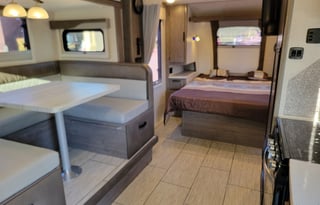 The Perfect Travel Trailer For You!   Lance 1995