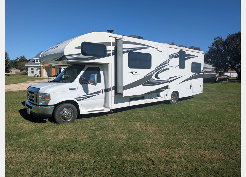 Class C Motor Home rentals in Bossier City