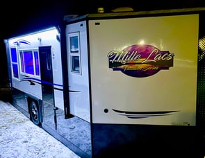 Ice Castle Fish Houses RV Edition 8 x 17V RV Edition