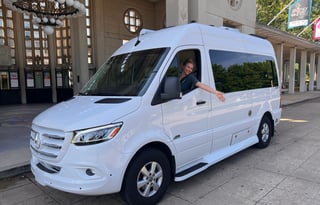 "Baby Beluga" 20ft MB Sprinter Glampervan