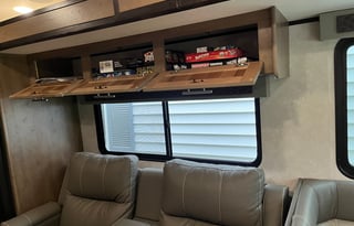 Meet Gertty….  34ft of Glamping!