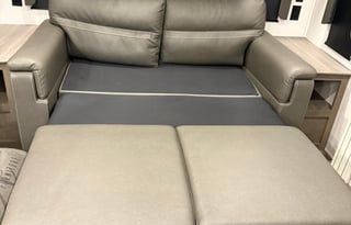 Luxe 2021 Cougar Cove 5th Wheel