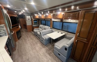 2018 Fleetwood Bounder 35K