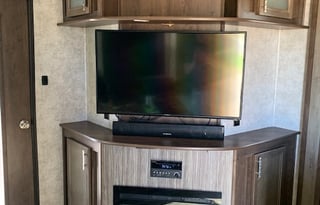 2018 Highland Ridge RV Highlander HF350H