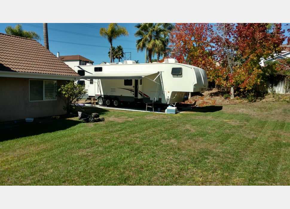 Fifth Wheel rentals in Perris