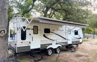 Comfy Zinger 32ft Crossroad, Clean and Fun!