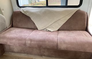 Free 200 miles/night! -  30' Thor FourWinds ClassC