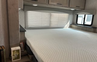2021 Coachmen 30' of Roadtrip Comfort!
