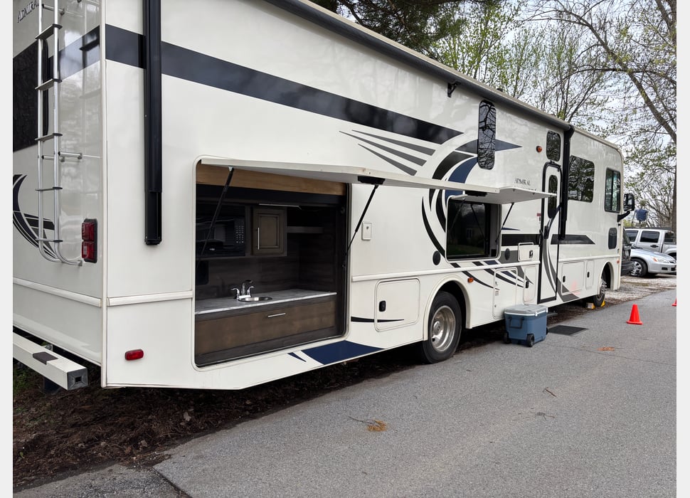 Class A Motor Home rentals in Brownsburg
