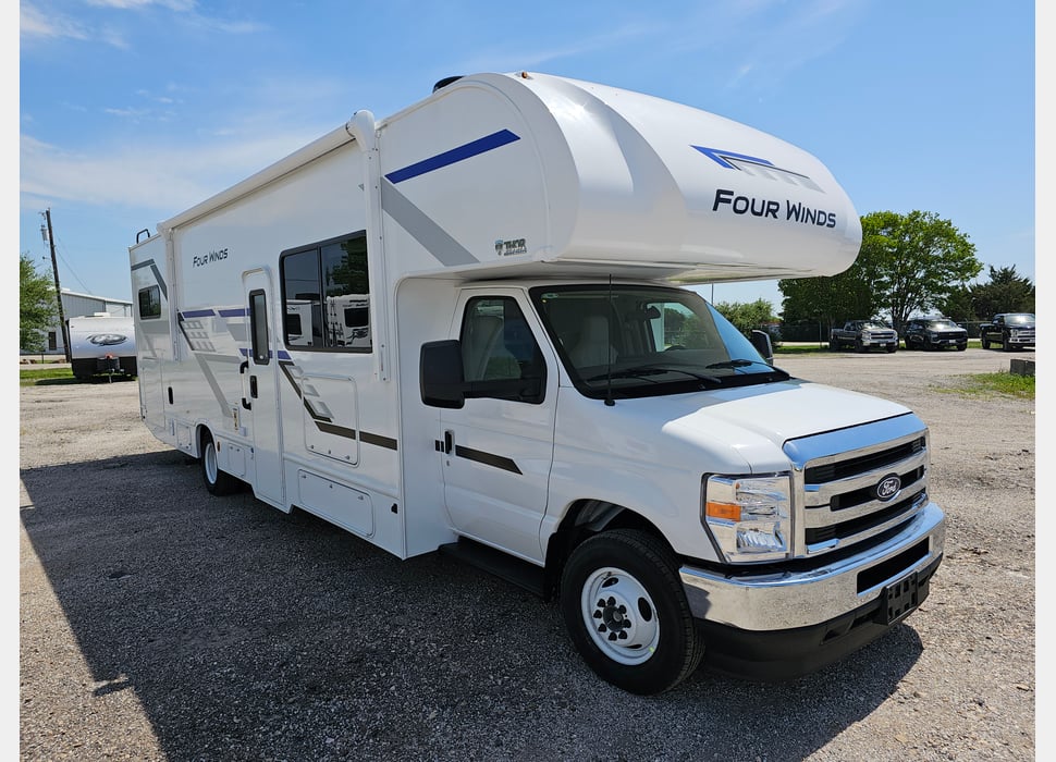 Class C Motor Home rentals in Waxahachie