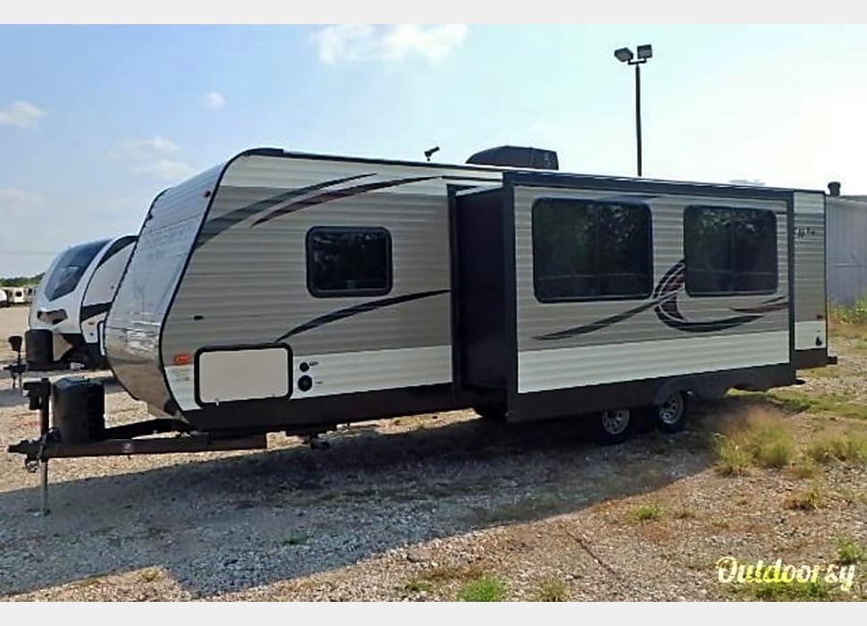 Travel Trailer rentals in Fort Worth