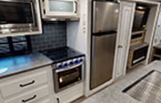 2021 Palomino Puma 32MBDS