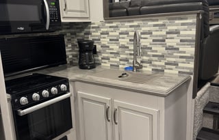 Scot and Alisa's Cougar Rental