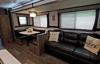 2021 Heartland Pioneer DS 320