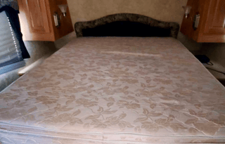 Bunkhouse Sleeps 8! Kid & Pet friendly! Memories!