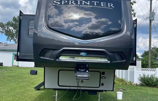 2020 keystone Sprinter 5th wheel (delivery only)