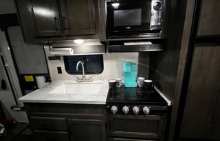 2021 Starcraft Autumn Ridge Single Axle 180BHS