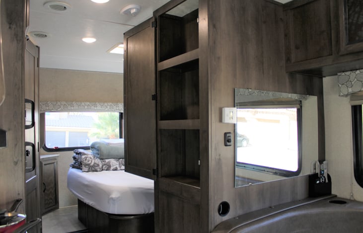 Added storage with the kitchen pantry that fits canned foods, cereal boxes, your favorite snacks, and more.