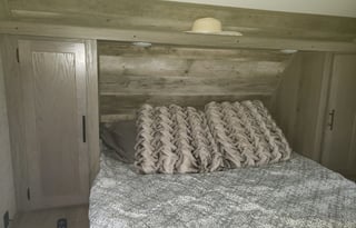 2021 Gulf Stream RV Enlighten 27bhs