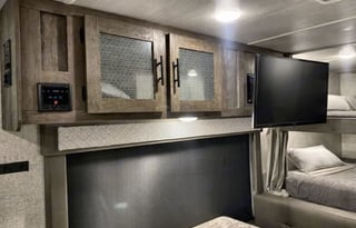 Family Friendly Camper | Delivery & Set-Up