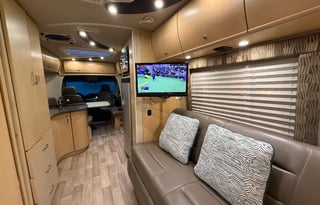 Leisure Travel Van Serenity Class B+ RV