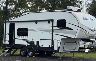 2025 Keystone Cougar Sport 2100RK *Luxury Sleeper*