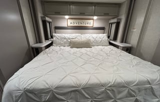 Just Living Our Adventure 2023 Thor Windsport 35M