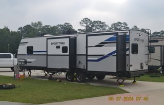 2022 Venture RV SportTrek ST327VIK