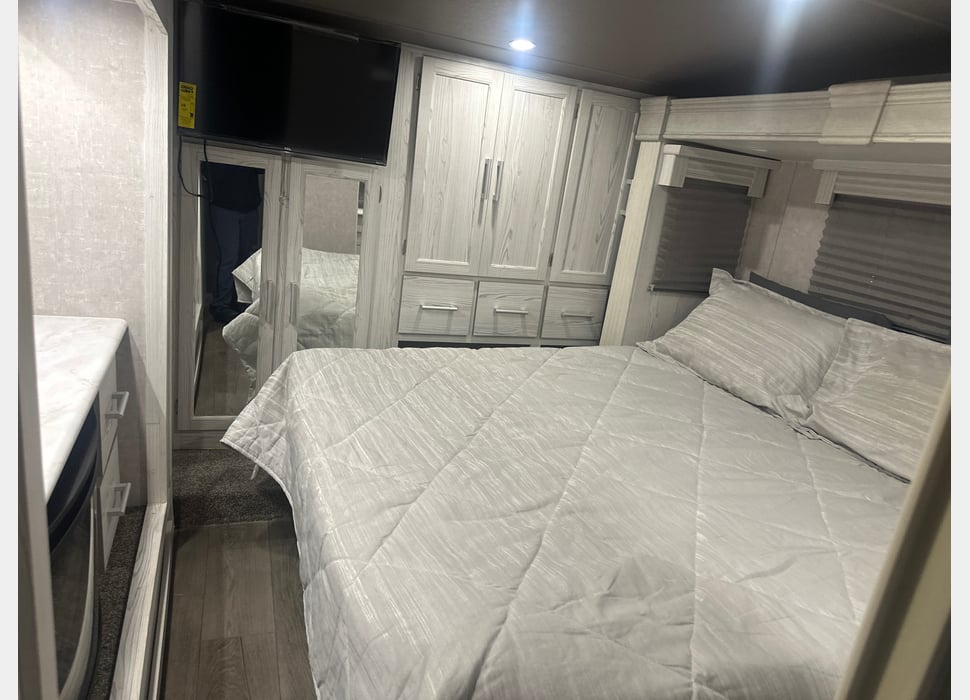 Fifth Wheel rentals in Adelanto