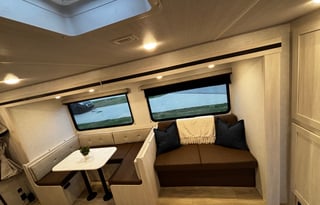 2025 Forest River RV Surveyor Legend 19BHLE