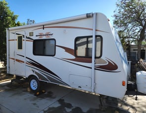 R-Vision Trail-Lite Crossover TLX189QB