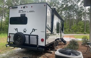 23 Cherokee Grey Wolf - Black Label Travel Trailer