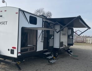 CrossRoads RV Sunset Trail SS331BH