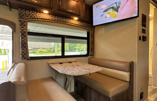 The Glamp Champ - Luxury on Wheels