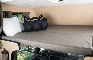 Easy to Drive 2017 Thor Motor Coach Majestic 28A