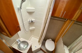 2017 Tiffin Motorhomes Wayfarer 24 QW