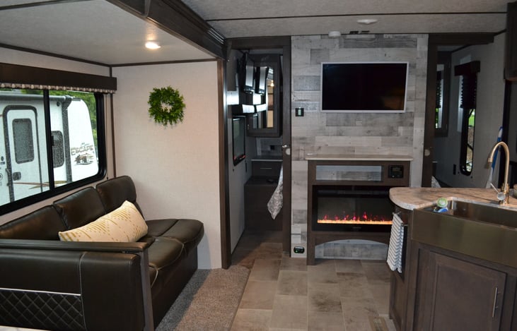 2021 Coleman Family Bunkhouse | RVshare