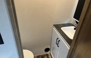 2023 Keystone RV Raptor 424