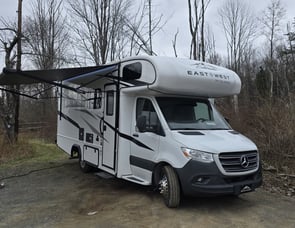 EAST TO WEST Entrada M-Class 24FM