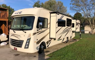 StellatheRV - READ our Reviews - Free Local Setups