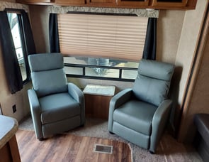 Coachmen RV Catalina SBX 251RLS