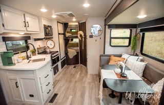 Experience Adventure in this 2023 Jayco Jay Flight